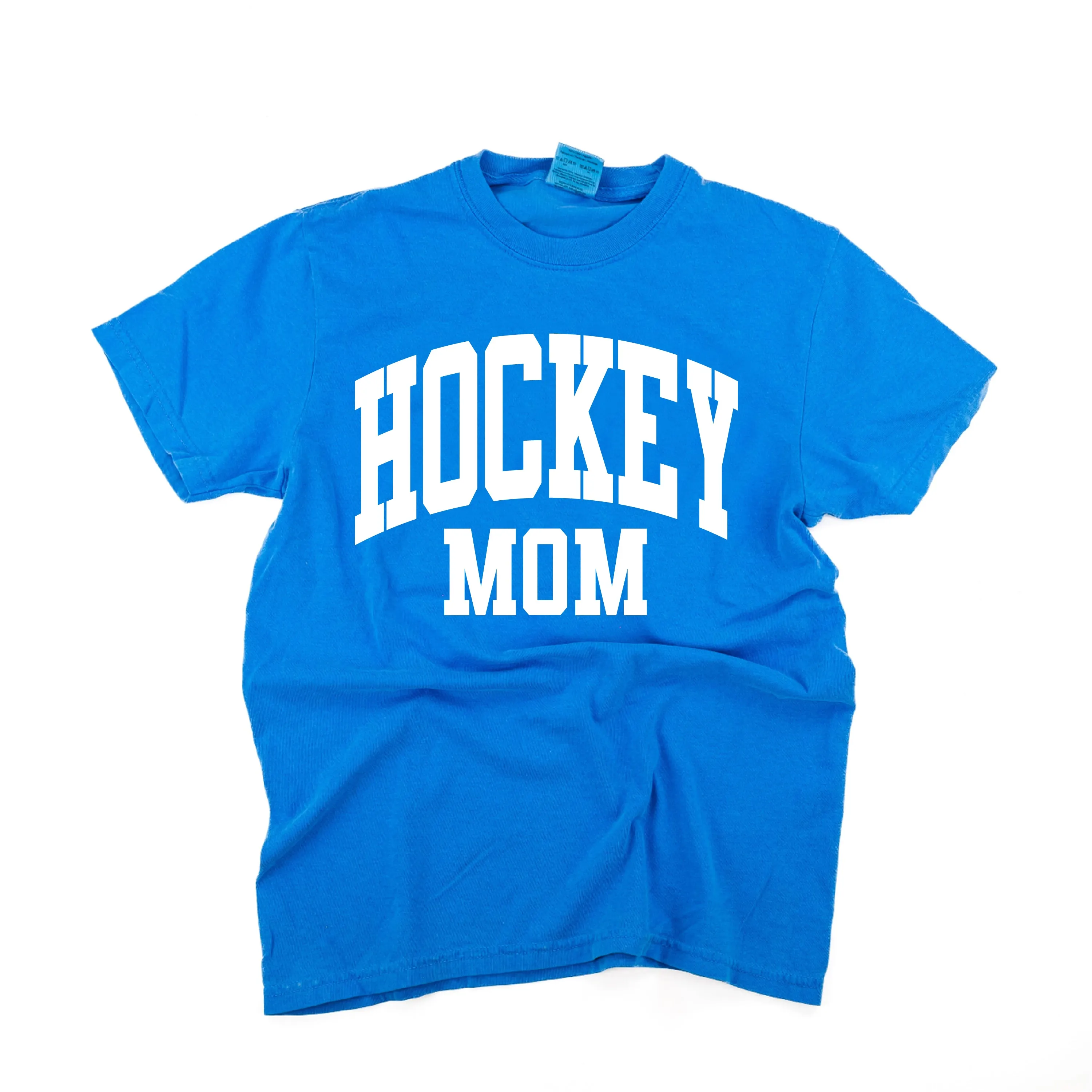 Varsity Style - HOCKEY MOM - SHORT SLEEVE COMFORT COLORS TEE